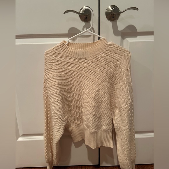 Ivory sweater - Picture 2 of 2